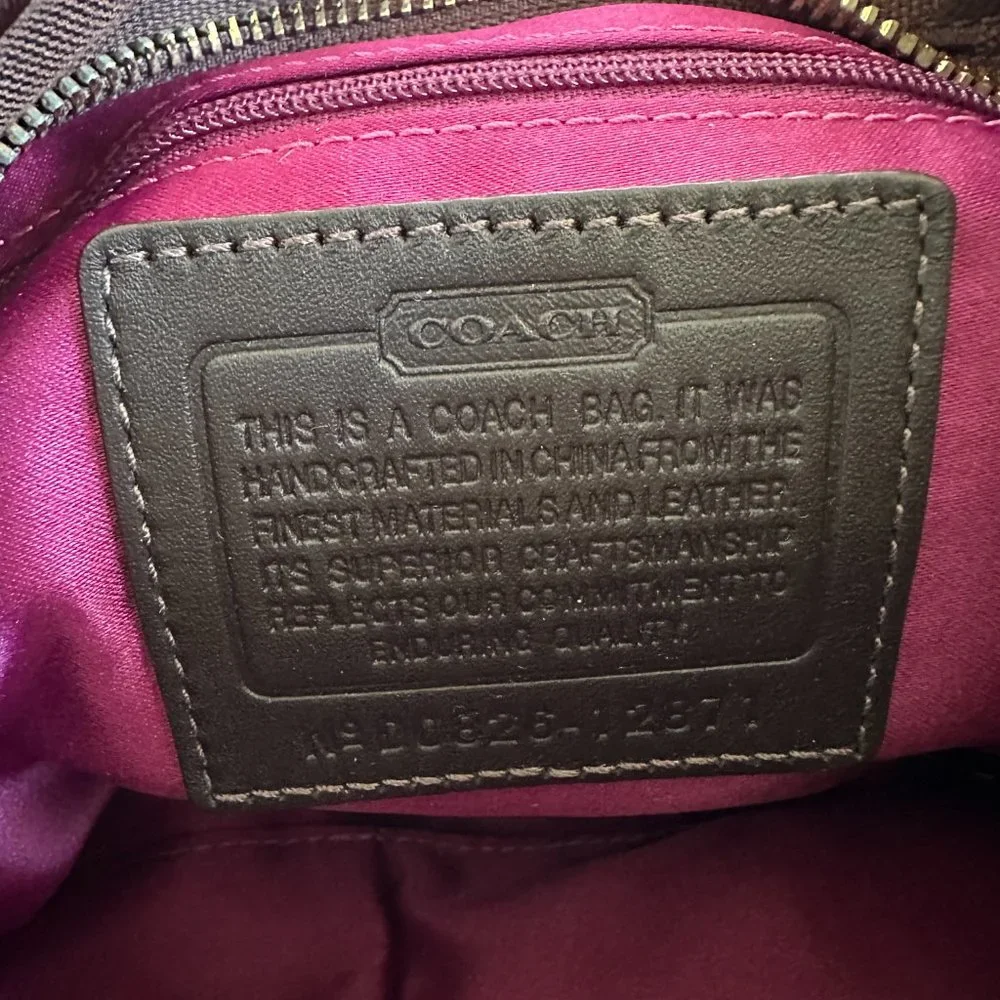 Coach Shoulder Bag - Picture 6 of 6